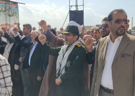 تجمع مردم پلدشت در محکومیت حرکات هنجارشکنانه/ قدردانی تجمع کنندگان از نیروی انتظامی
