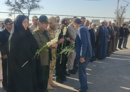 مزار شهدا پلدشت غبارروبی و گل‌باران شد