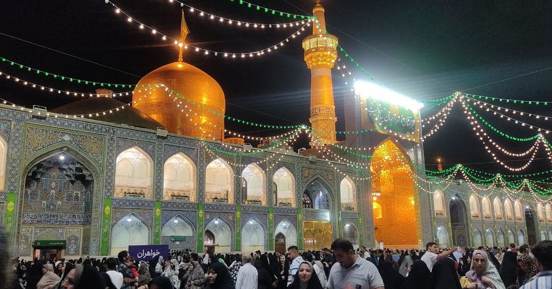 خوش است بال گشودن در میان حرمت