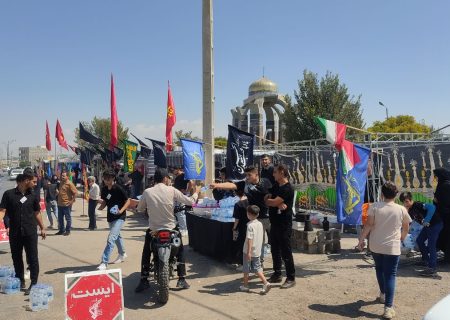 خدمت‌رسانی موکب خادم شهدا به جاماندگان اربعین