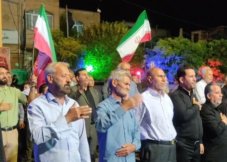 مردم پلدشت همچنان حافظ سنگر خیابان هستند